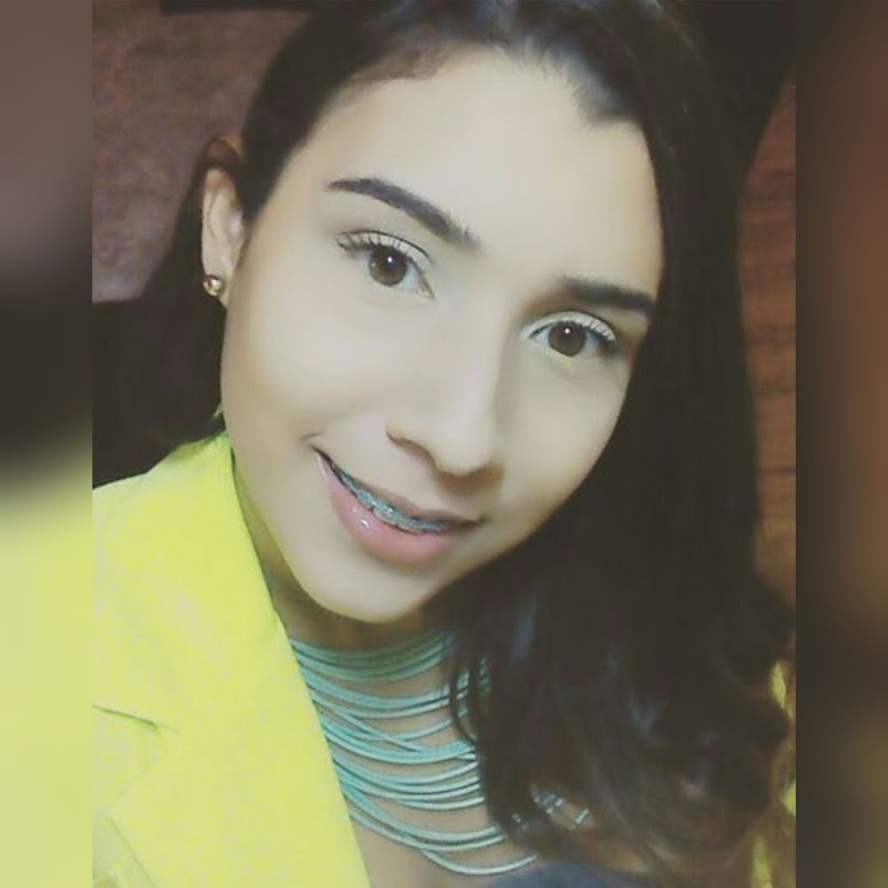 Meet your Posher, Daniela